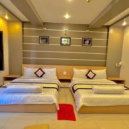 Phuc Hung Hotel Rach Gia Bagian luar foto