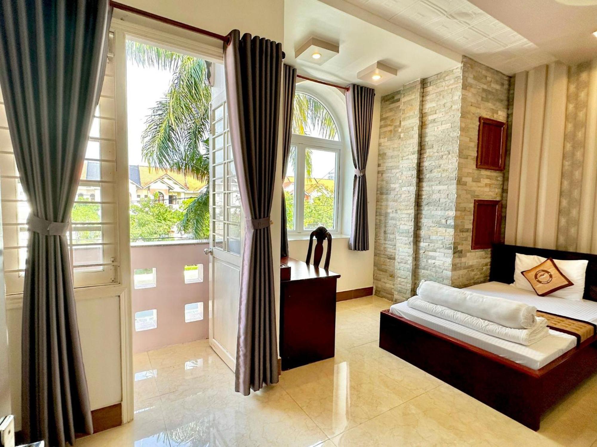 Phuc Hung Hotel Rach Gia Bagian luar foto