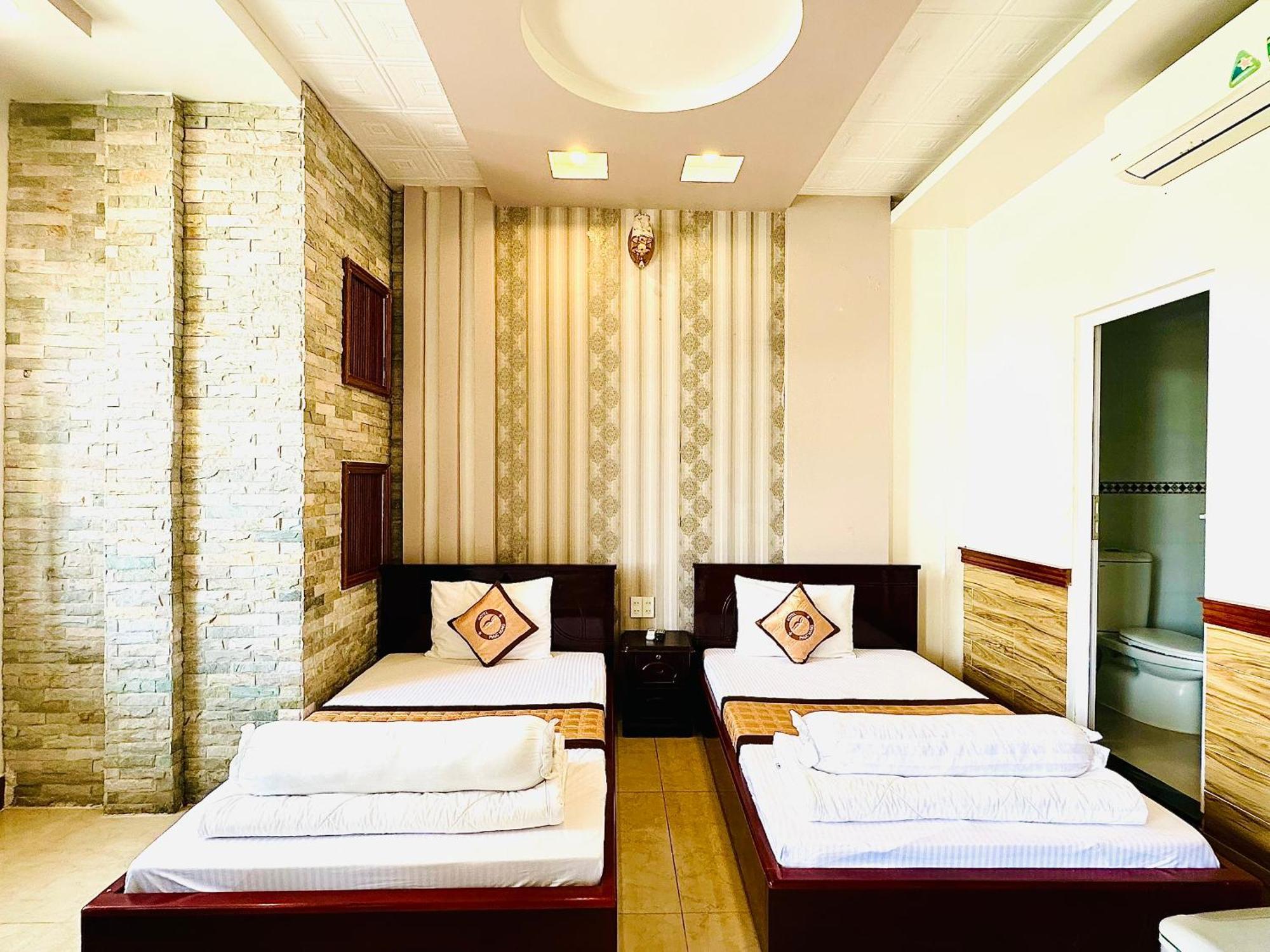 Phuc Hung Hotel Rach Gia Bagian luar foto