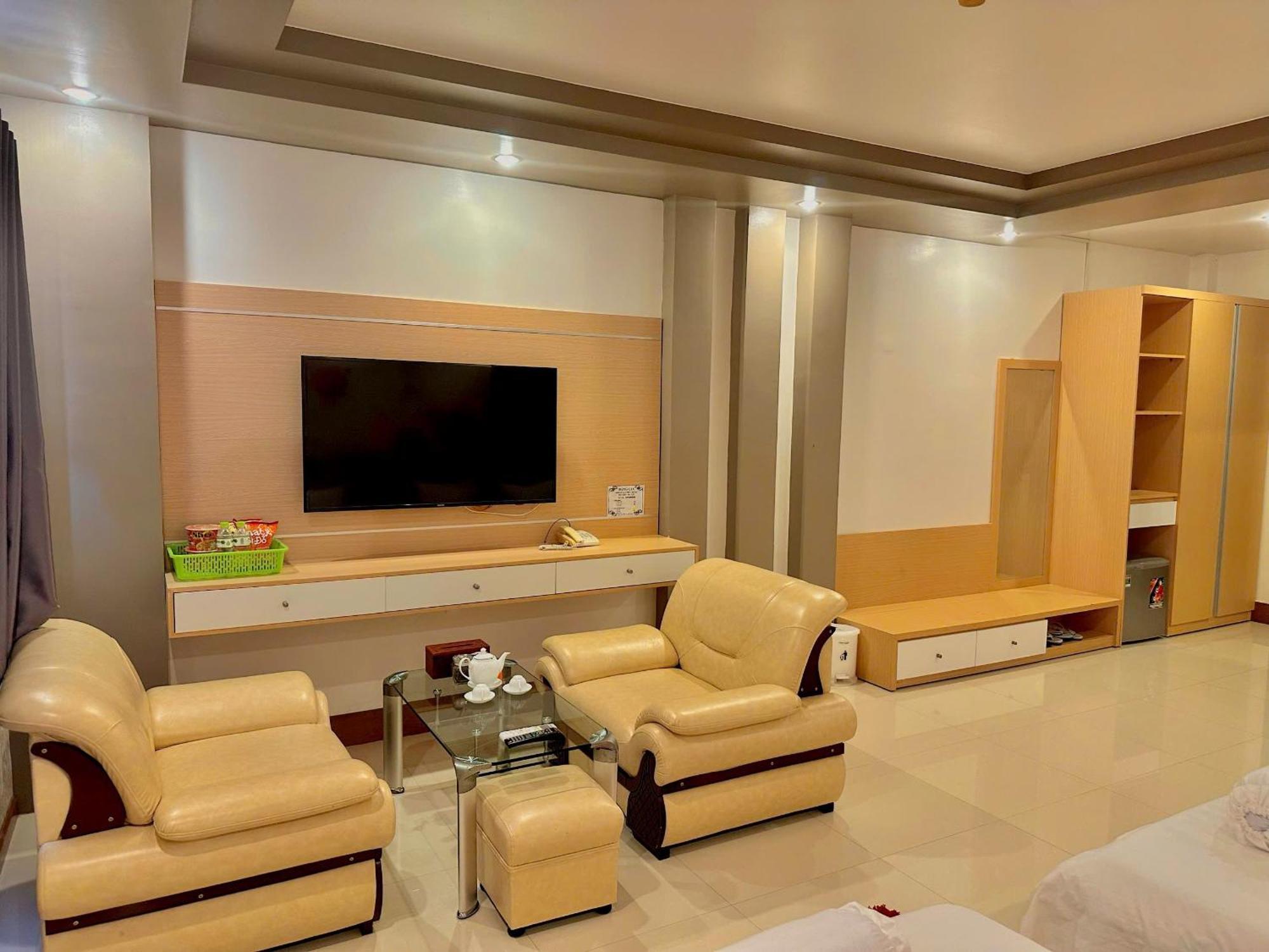 Phuc Hung Hotel Rach Gia Bagian luar foto